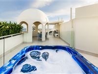 Mantra-Zanzibar-3-Bedroom-Penthouse-Jacuzzi